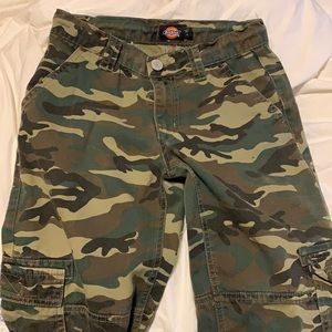 Dickies camo cargo pants, size 14